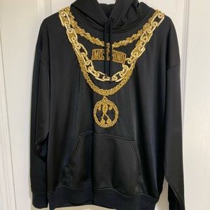 HM x Moschino Collaboration